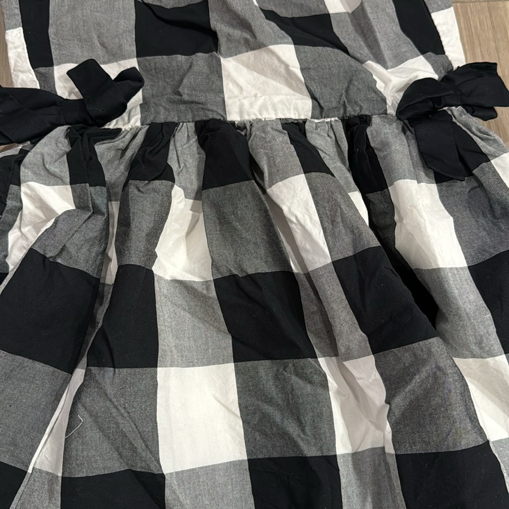 Girls Dress - Picture 3 of 6